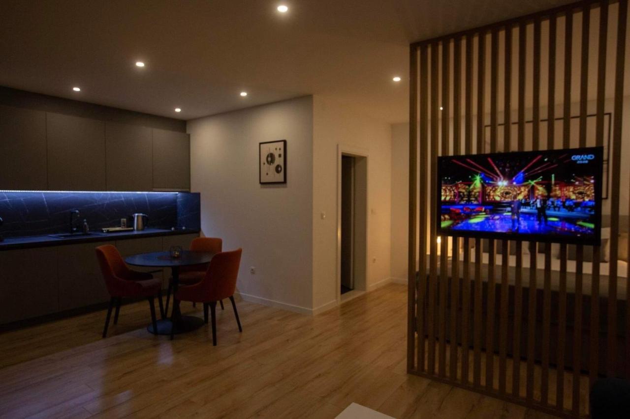 Apartment Romansa Мостар Экстерьер фото