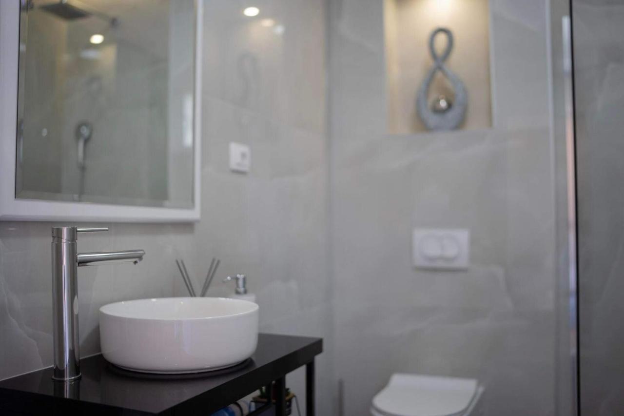 Apartment Romansa Мостар Экстерьер фото